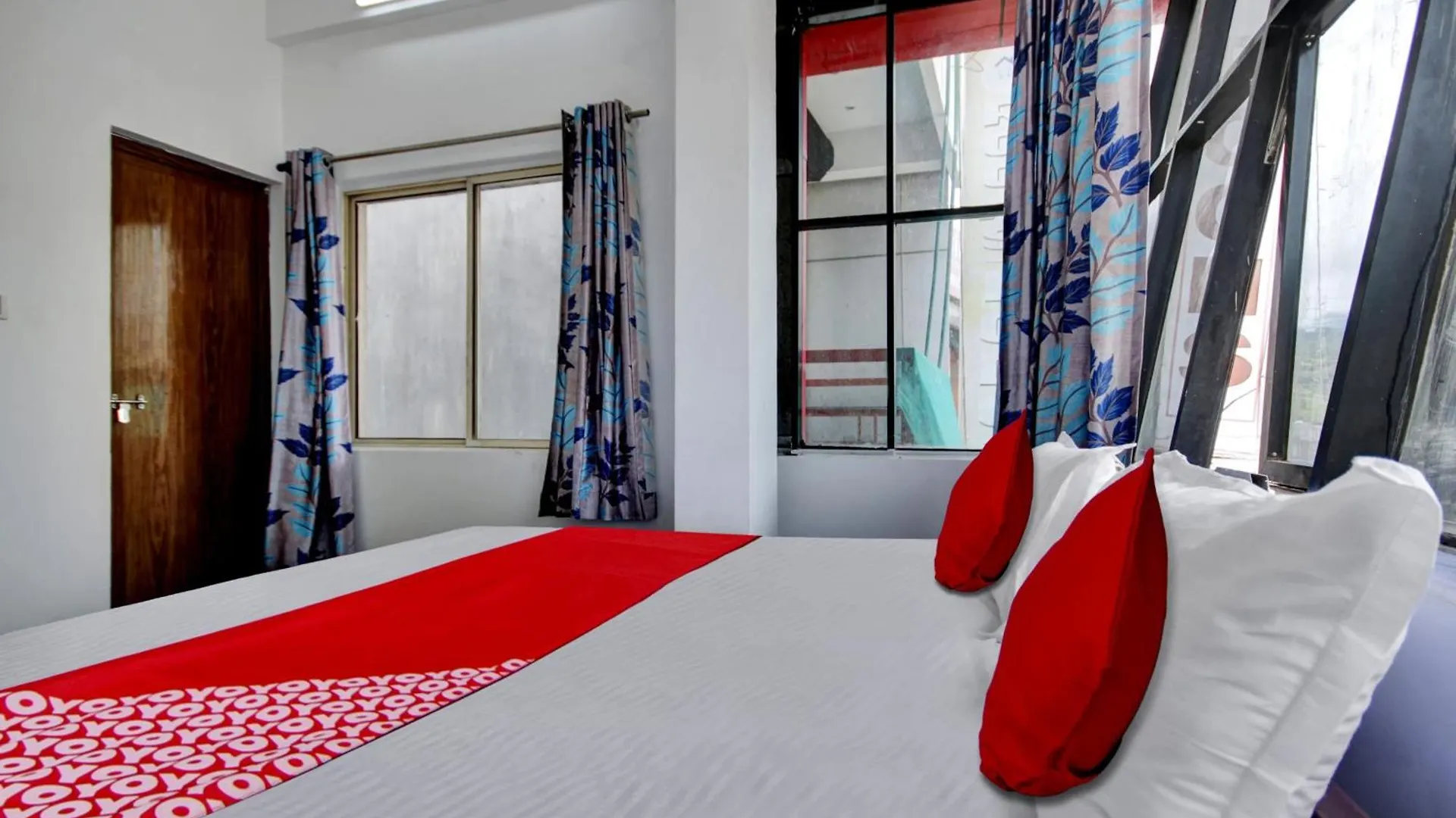 Hotel O Munnar Rest & Lodging 4*,  الهند